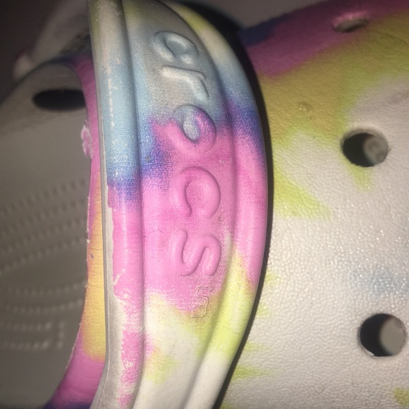 Tie-dye Crocs - Picture 3 of 9